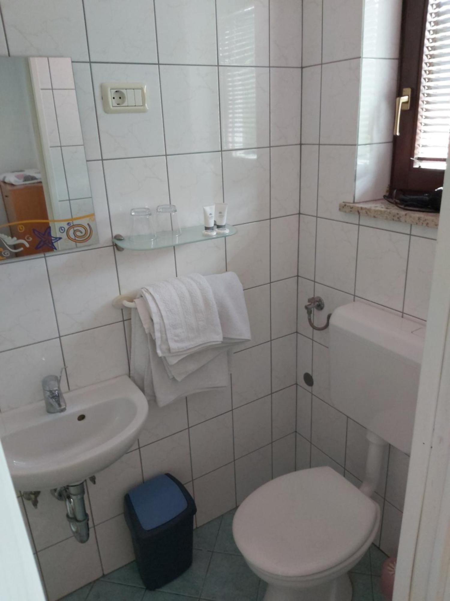 Rooms Zagon Postojna Exterior foto